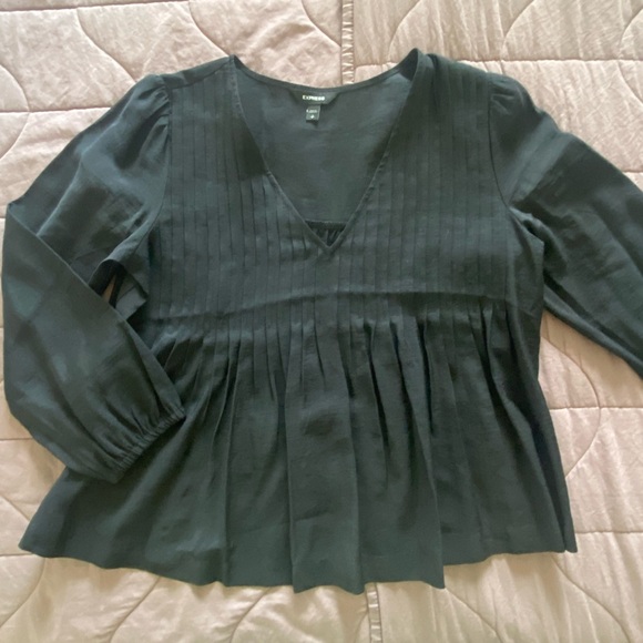 Express Top - Picture 2 of 6
